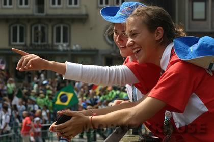 Freiwillige Helfer aus Frankreich WJT K�ln